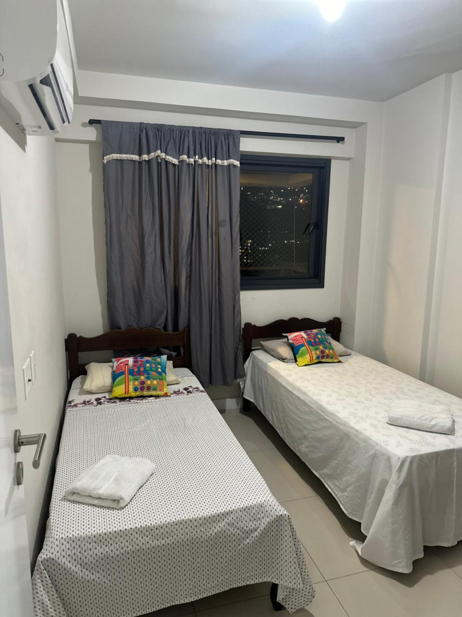 Apartamento No Flamengo, Andar Alto, Super Ventilado, Proximo A Com Varanda Espacosa E Incrivel Vista Do Cristo Redentor Rio de Janeiro