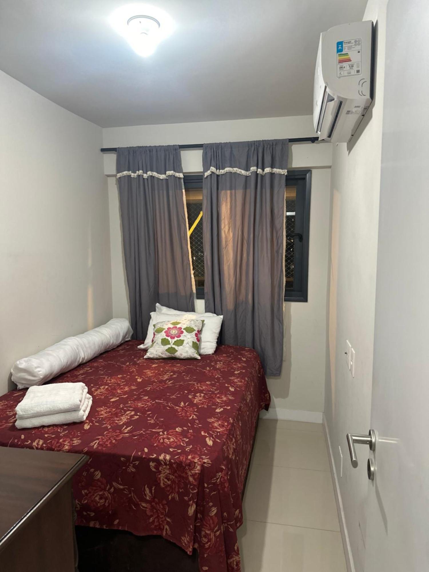 Apartamento No Flamengo, Andar Alto, Super Ventilado, Proximo A Com Varanda Espacosa E Incrivel Vista Do Cristo Redentor